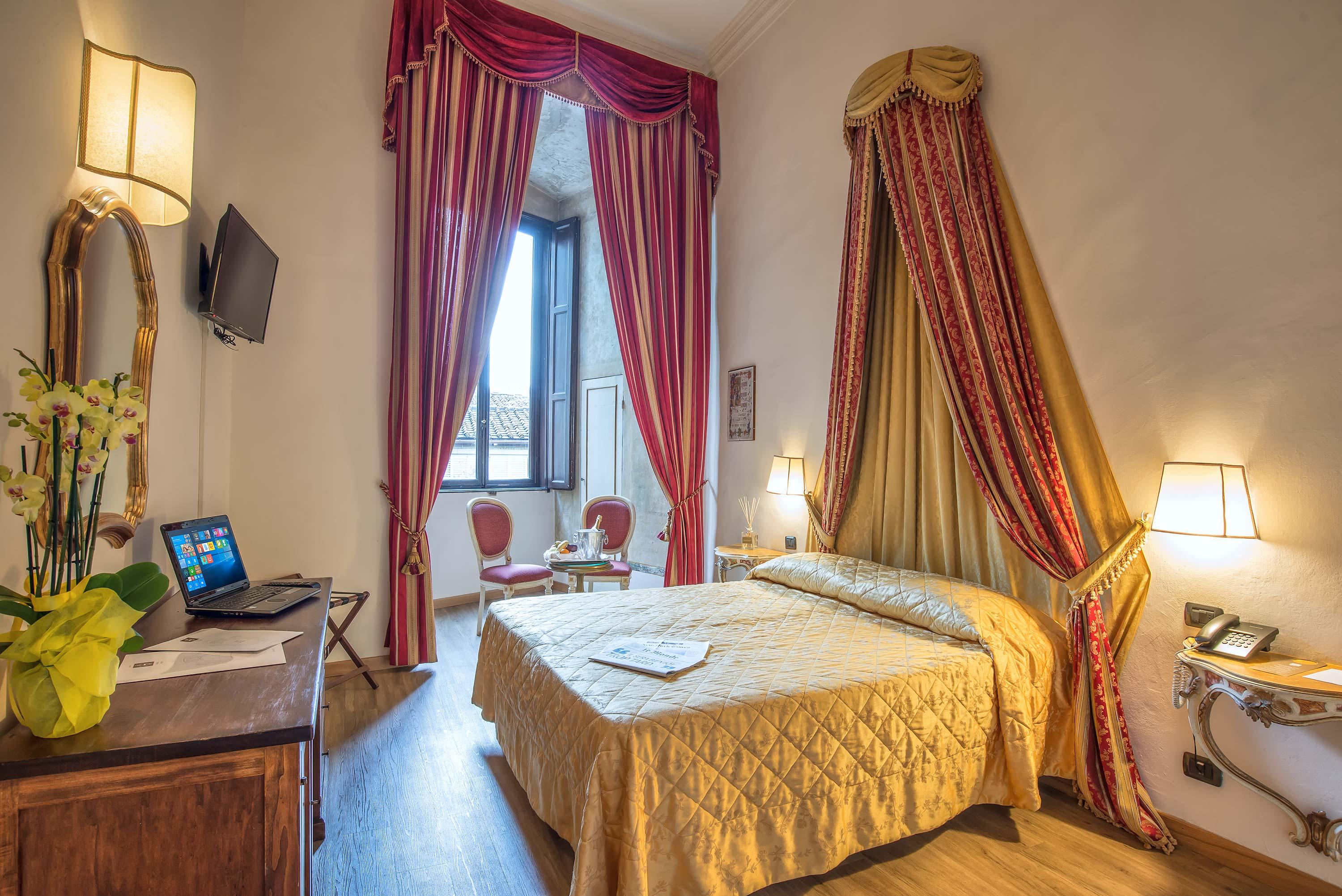 Hotel Paris Firenze Bagian luar foto