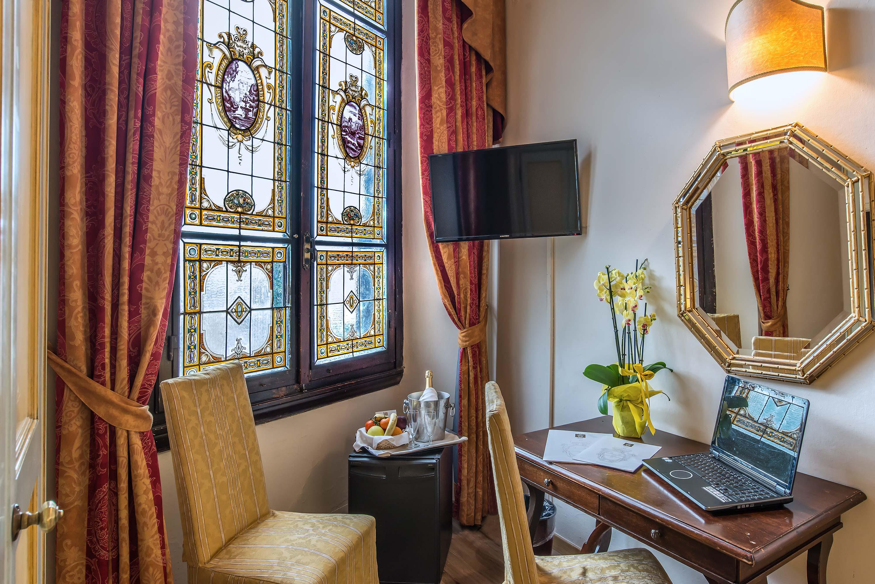Hotel Paris Firenze Bagian luar foto