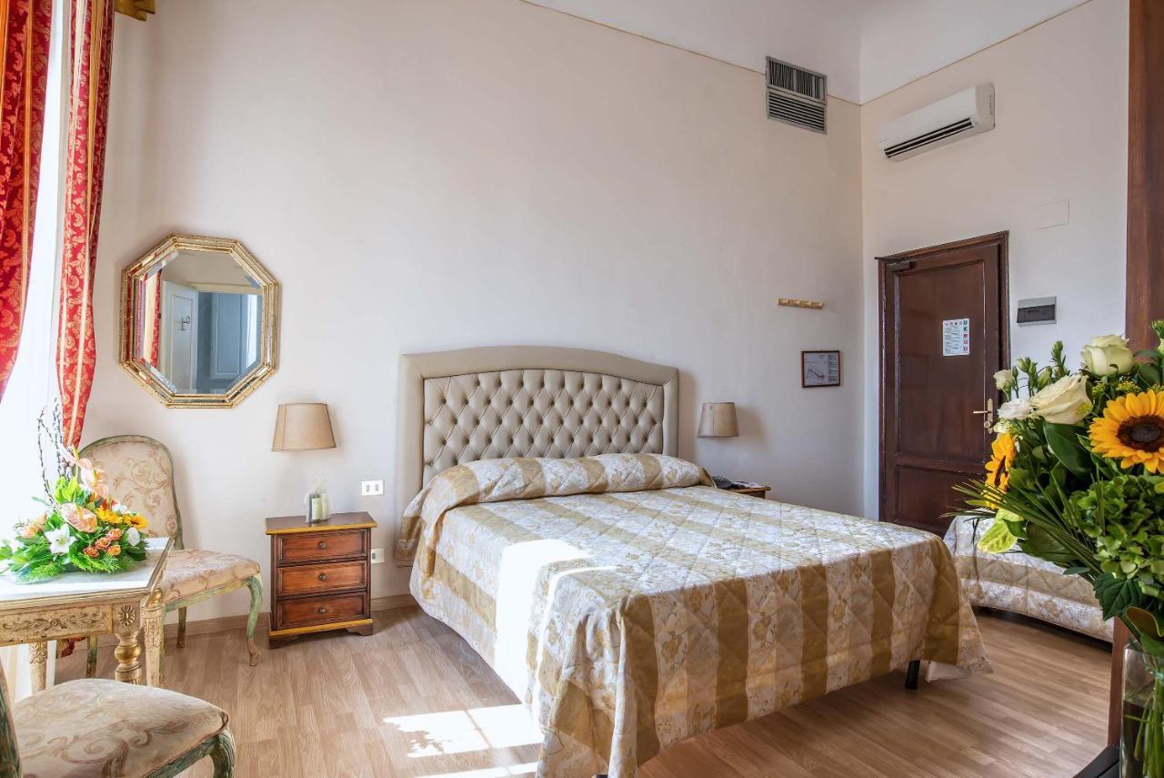 Hotel Paris Firenze Bagian luar foto